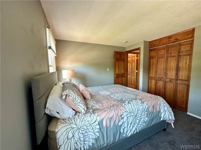 119 Treehaven Road, West Seneca, NY 14224