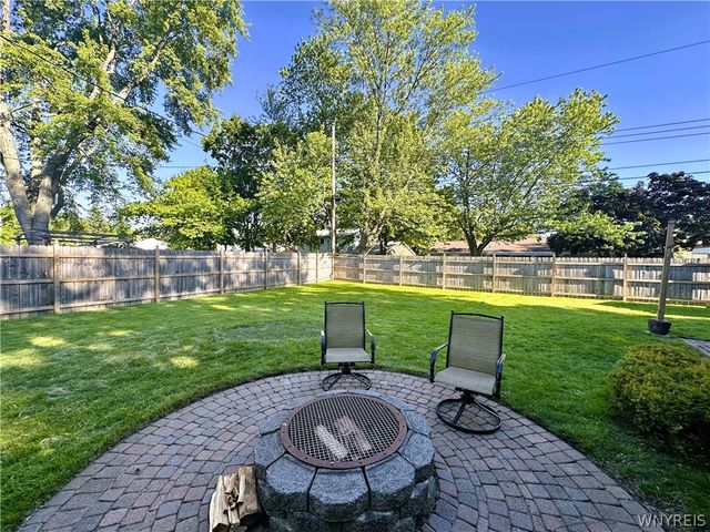 119 Treehaven Road, West Seneca, NY 14224