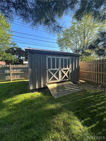 119 Treehaven Road, West Seneca, NY 14224