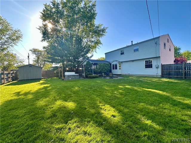 119 Treehaven Road, West Seneca, NY 14224