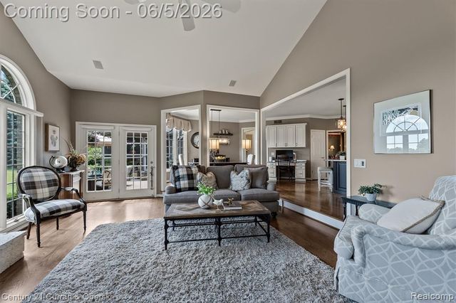 972 Mcdonald Drive, Northville, MI 48167