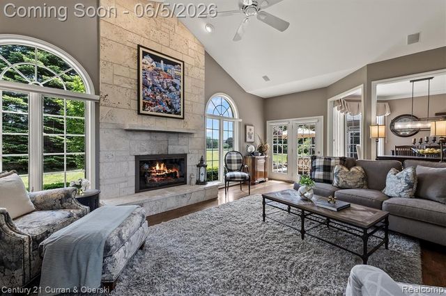 972 Mcdonald Drive, Northville, MI 48167