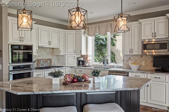 972 Mcdonald Drive, Northville, MI 48167