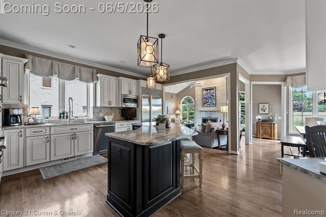 972 Mcdonald Drive, Northville, MI 48167