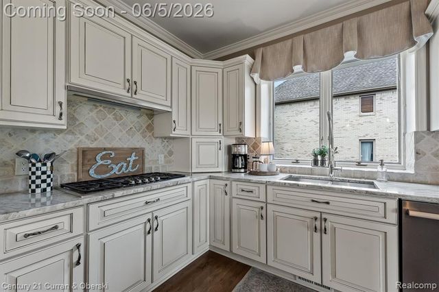 972 Mcdonald Drive, Northville, MI 48167