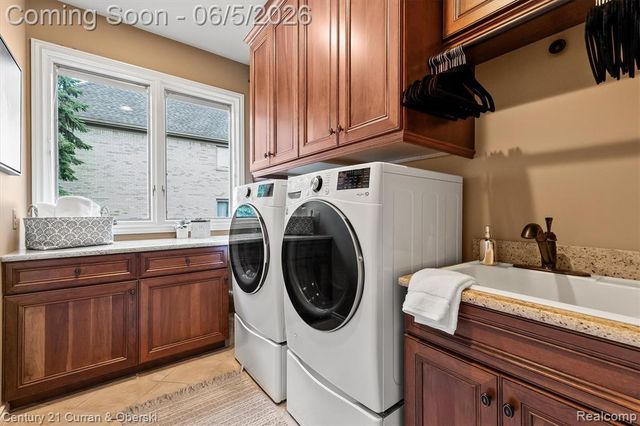 972 Mcdonald Drive, Northville, MI 48167