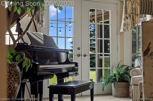 972 Mcdonald Drive, Northville, MI 48167
