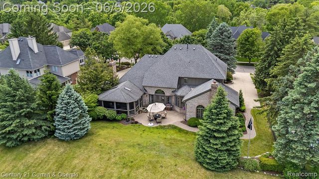 972 Mcdonald Drive, Northville, MI 48167