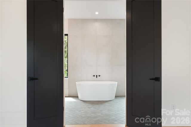 1511 Waverly Avenue, Charlotte, NC 28203