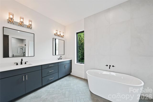 1511 Waverly Avenue, Charlotte, NC 28203