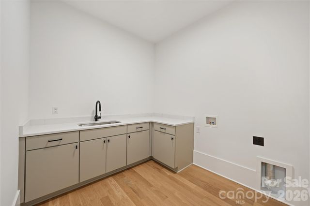 1511 Waverly Avenue, Charlotte, NC 28203