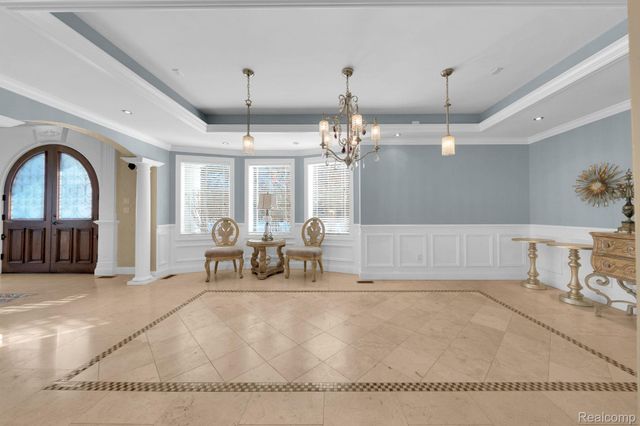 6900 Franklin Road, Bloomfield Hills, MI 48301