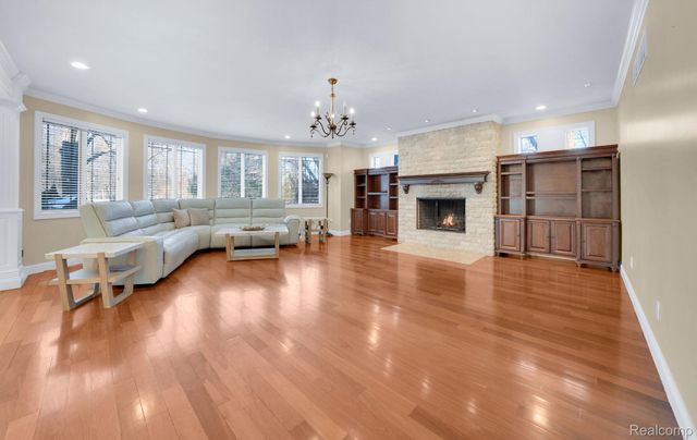 6900 Franklin Road, Bloomfield Hills, MI 48301