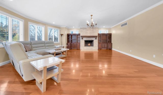 6900 Franklin Road, Bloomfield Hills, MI 48301