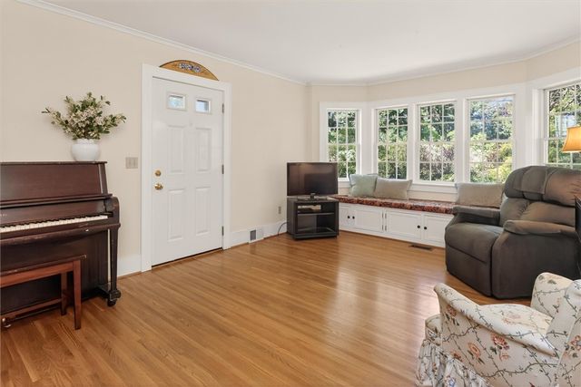 105 Beresford Road, Rochester, NY 14610