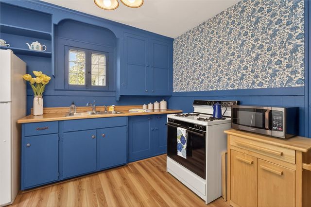 105 Beresford Road, Rochester, NY 14610