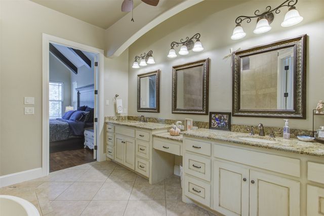 122 Forest Creek Circle, Weatherford, TX 76088