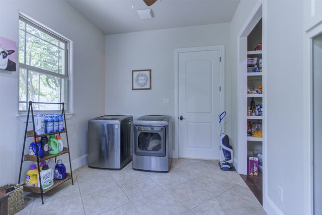 122 Forest Creek Circle, Weatherford, TX 76088