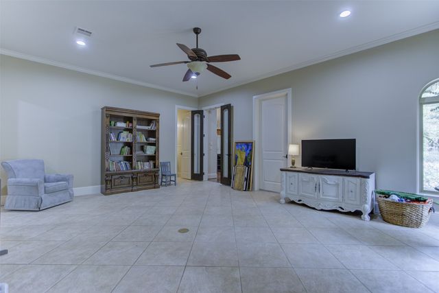 122 Forest Creek Circle, Weatherford, TX 76088