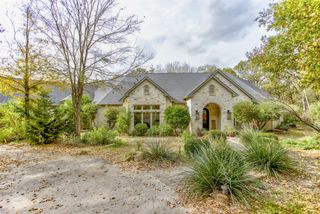 122 Forest Creek Circle, Weatherford, TX 76088