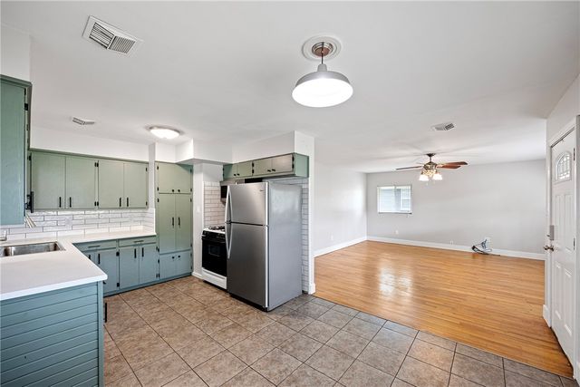 1904 S Boulder Place, Russellville, AR 72801