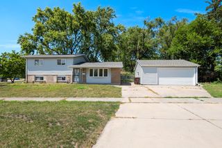 300 Indiana Street, Park Forest, IL 60466