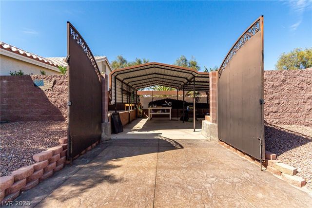 94 Tower Mustard Court, Henderson, NV 89002