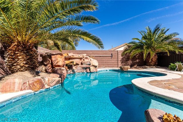 94 Tower Mustard Court, Henderson, NV 89002