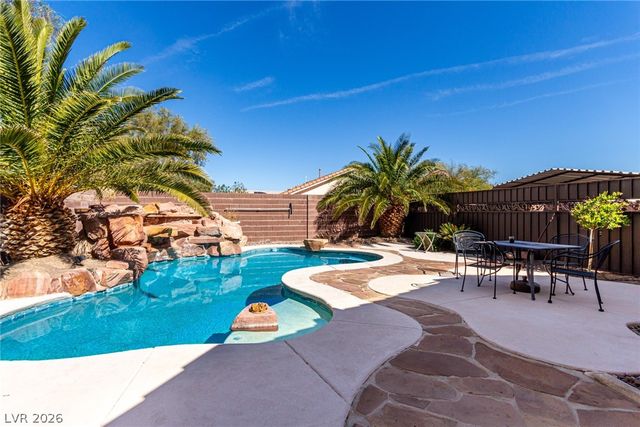 94 Tower Mustard Court, Henderson, NV 89002