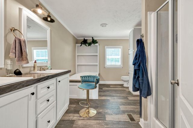 326 Mcclure Road, Benton, TN 37307