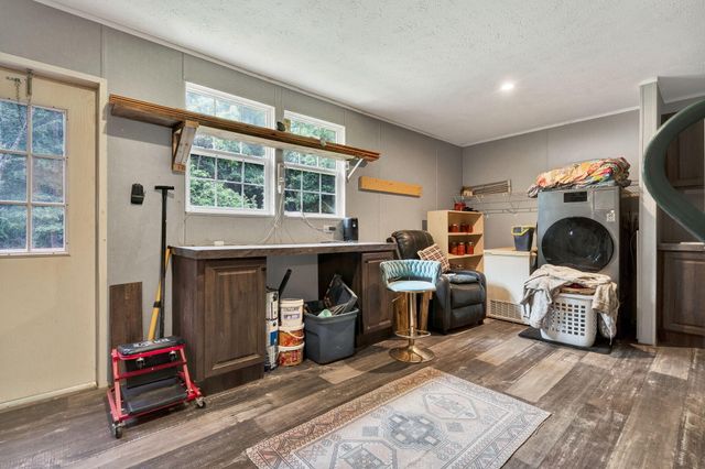 326 Mcclure Road, Benton, TN 37307