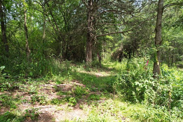 326 Mcclure Road, Benton, TN 37307
