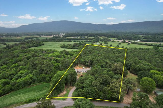 326 Mcclure Road, Benton, TN 37307