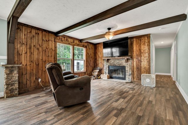 326 Mcclure Road, Benton, TN 37307