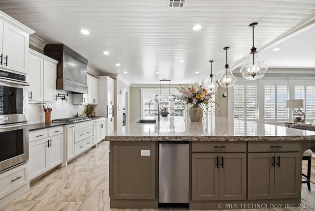 6140 E 140th Street S, Bixby, OK 74008