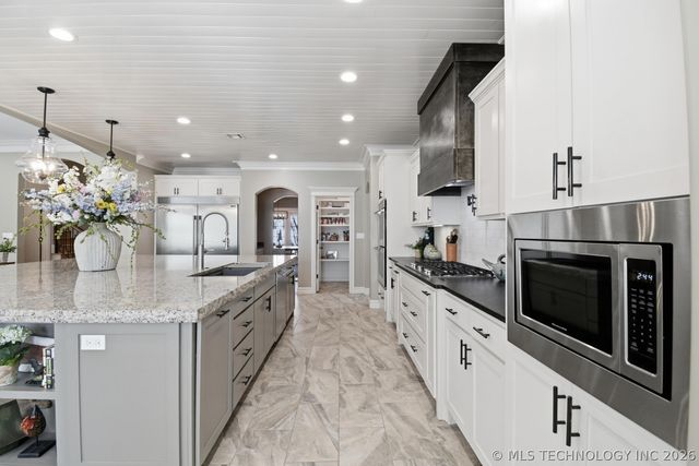 6140 E 140th Street S, Bixby, OK 74008