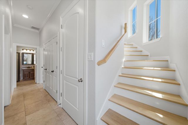 2002 Sabine Street, Houston, TX 77007