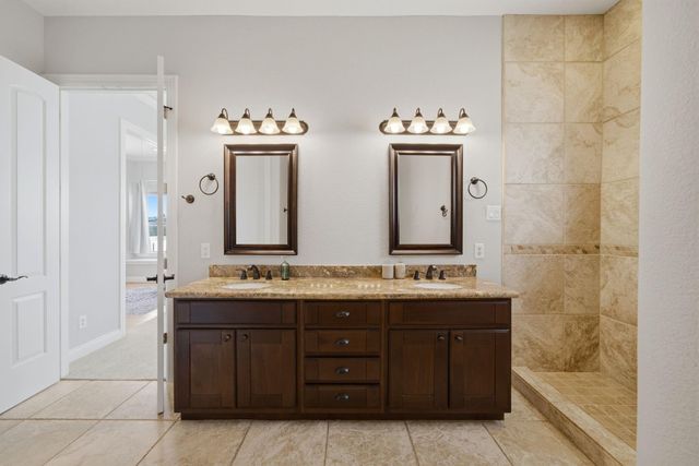 2002 Sabine Street, Houston, TX 77007