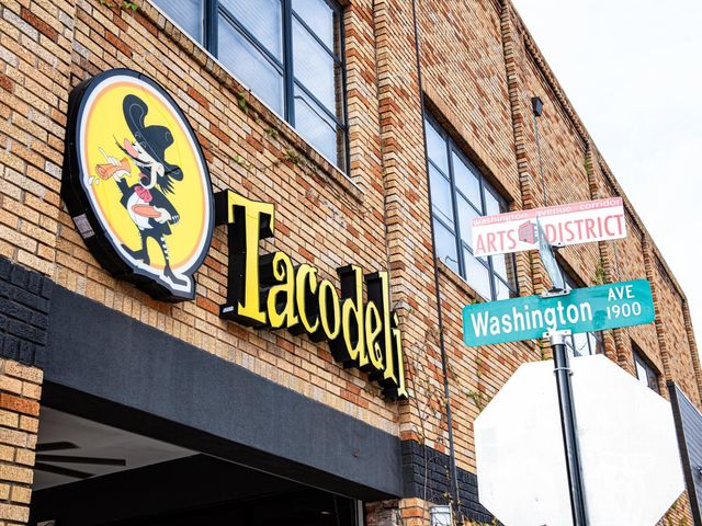 2002 Sabine Street, Houston, TX 77007