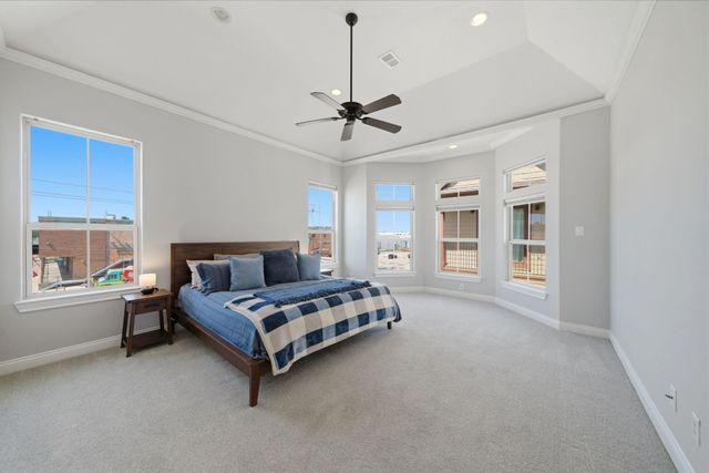 2002 Sabine Street, Houston, TX 77007