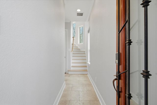 2002 Sabine Street, Houston, TX 77007