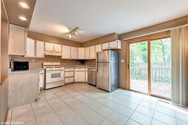 2117 W Morgan Avenue, Chesterton, IN 46304