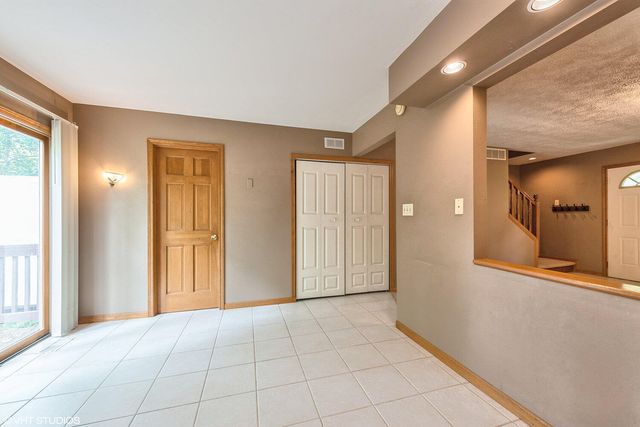 2117 W Morgan Avenue, Chesterton, IN 46304