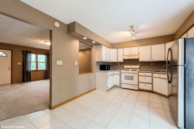 2117 W Morgan Avenue, Chesterton, IN 46304