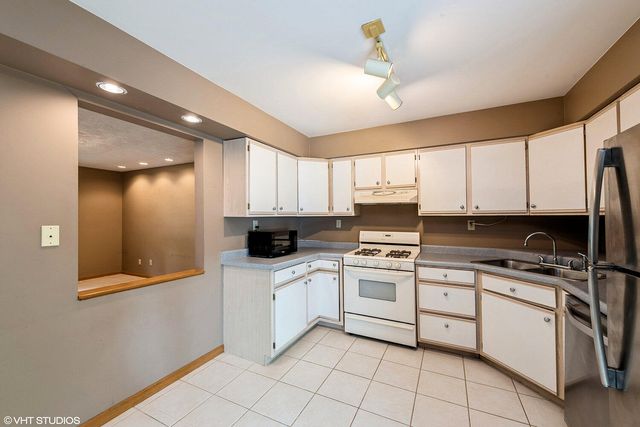 2117 W Morgan Avenue, Chesterton, IN 46304
