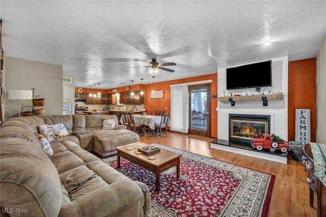 21690 State Route 301, Wellington, OH 44090