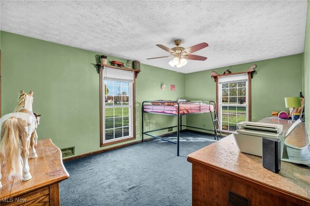 21690 State Route 301, Wellington, OH 44090