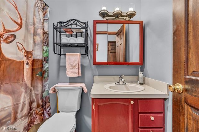 21690 State Route 301, Wellington, OH 44090