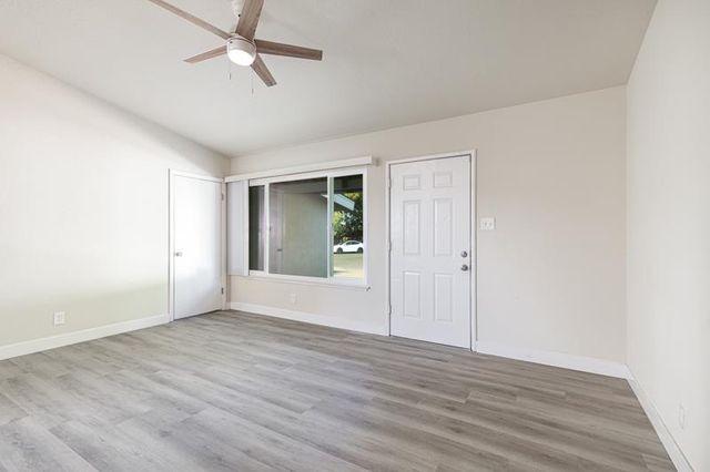 6302 N Glenn Avenue, Fresno, CA 93704