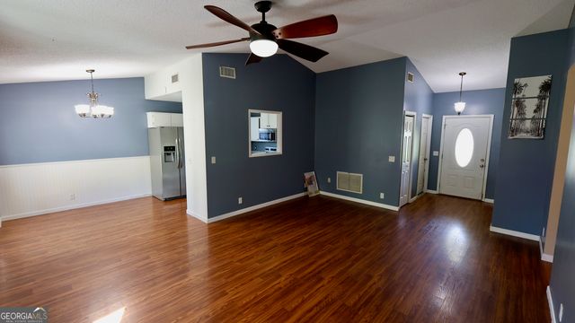 101 Willow Lake Drive, Kingsland, GA 31548